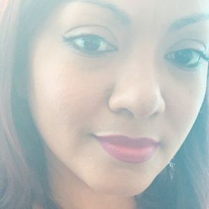 Meet your Posher, Ana